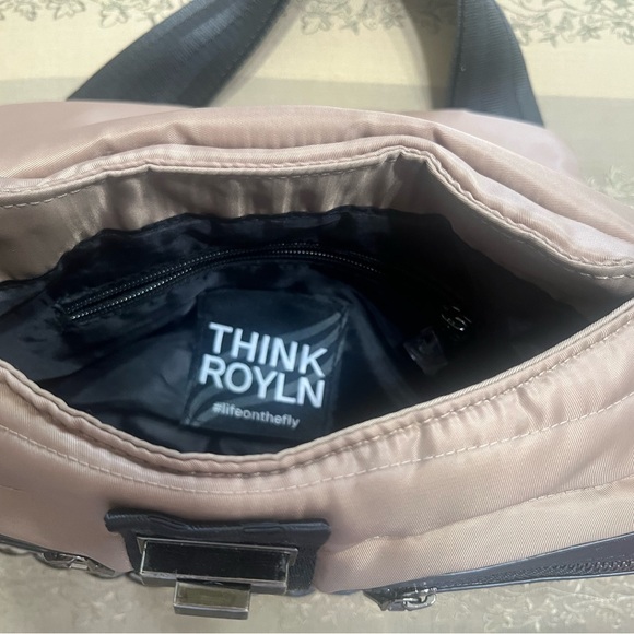 THINK ROYLN Tan and Black Crossbody Bag Fashionable and Functional - Picture 7 of 13